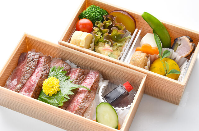 牛ステーキ重御膳