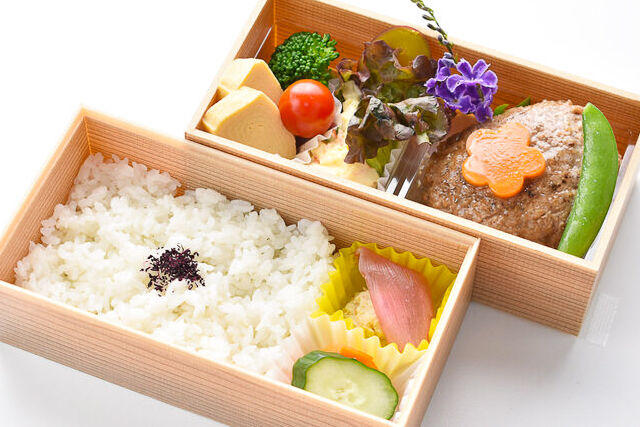 和風煮込みハンバーグ御膳（お茶なし）