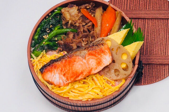 【熨斗対応可】鮭の塩焼きと釜めし