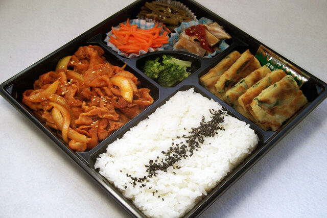 ピリ辛豚プルコギとチヂミセット弁当