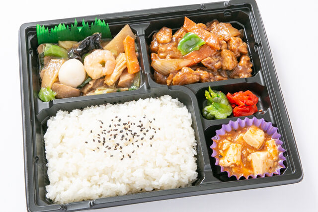 【厳選】Wメイン中華弁当（八宝菜＆鶏肉の甘味噌炒め）