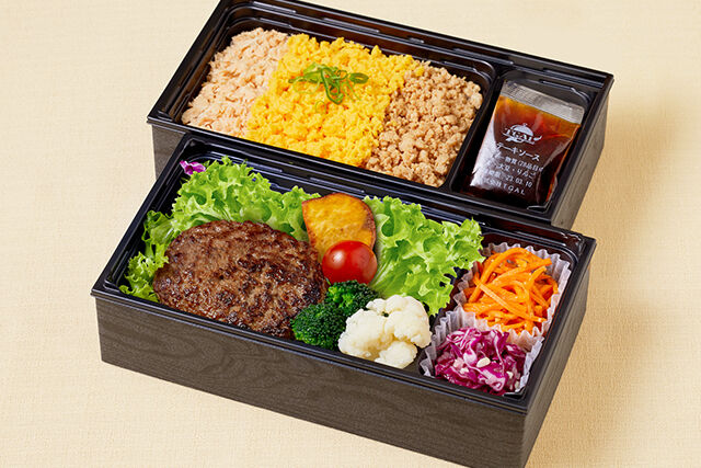 とろけるはんばーぐ＆三色そぼろ御膳