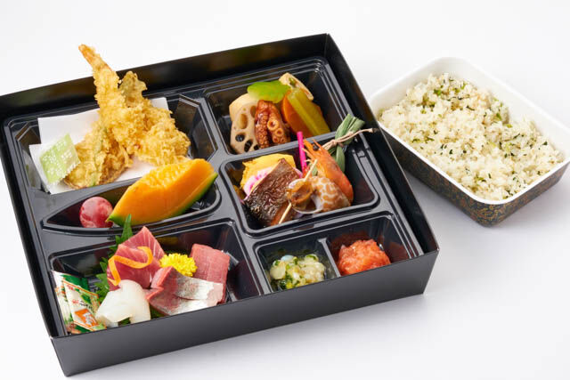 お持ち帰り箱御膳 雪