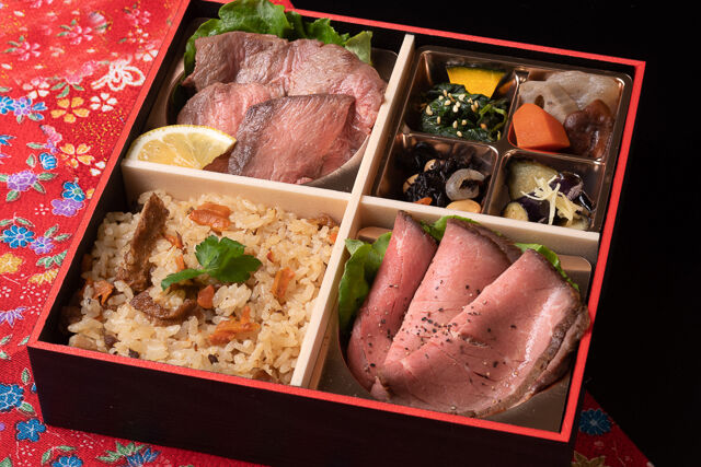 和牛ヒレ肉とローストビーフの炊き込み御膳