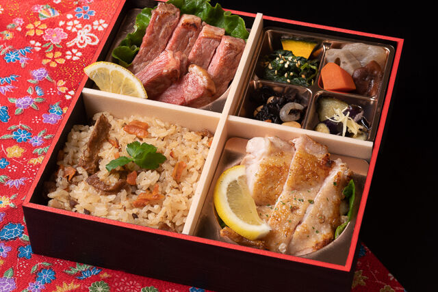 特選サーロインステーキと桜姫鶏の炊き込み御膳