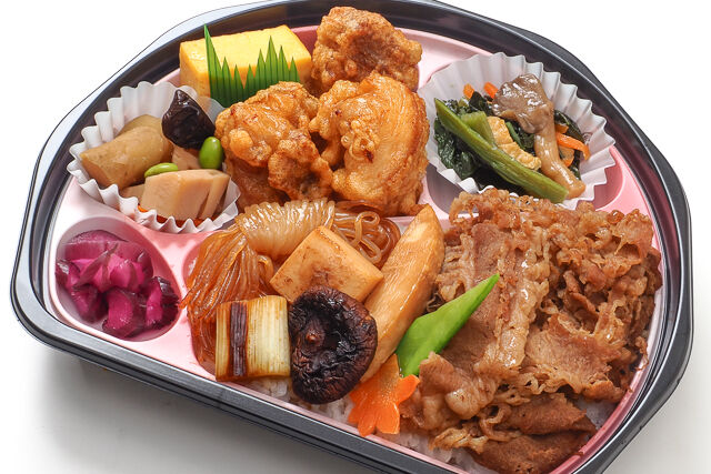 扇【牛すき焼き御飯＆鶏竜田揚げ幕の内】