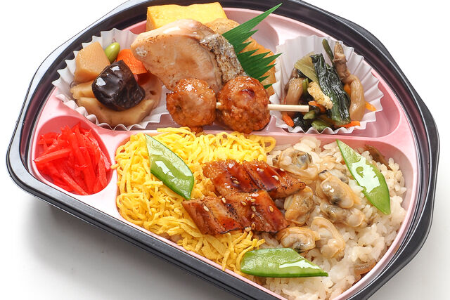 扇【深川飯＆鮭塩焼き幕の内】