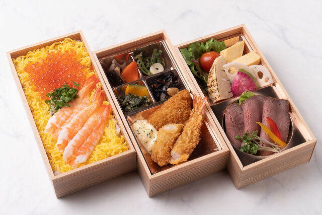 北海いくらの彩り3段重