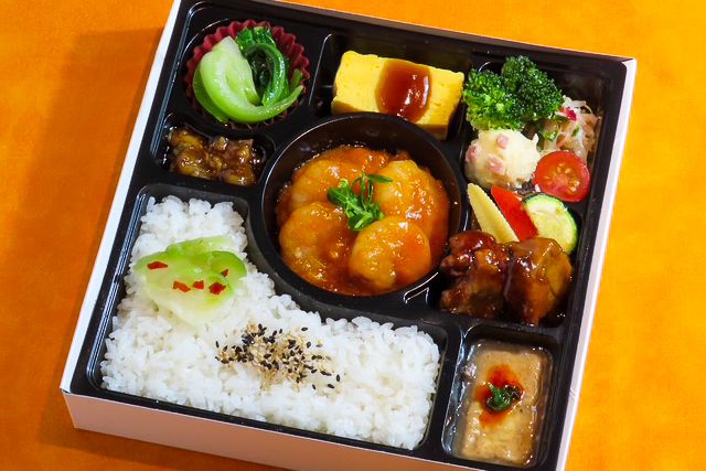 【熨斗対応可】【グルテンフリー】エビチリ＆若鳥の黒酢あんかけ唐揚げ弁当