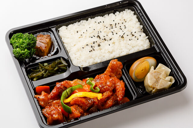 【桂花太肉（ターロー）入り】酢豚弁当