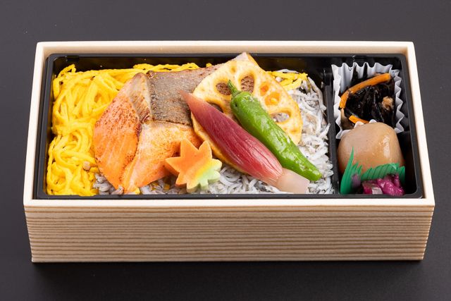 サーモン旨塩麹焼き弁当