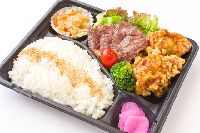 【熨斗対応可】厳選ステーキ＆唐揚げ弁当