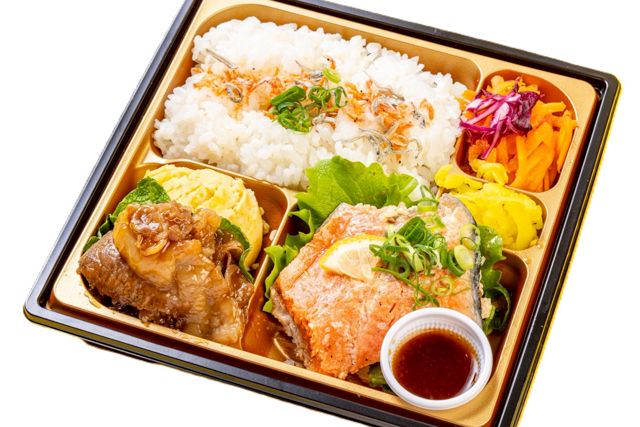 自家製麹仕立て 熟成サーモンと増量黒毛和牛の和御膳