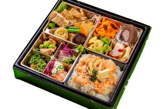 鶏の味噌焼きと鮭湯葉ご飯 彩り懐石