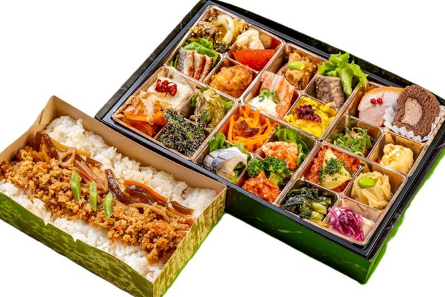 二十四種の小鉢 特製懐石『宴』