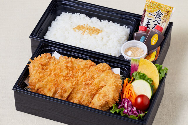 神楽の厚切りロースカツ御膳