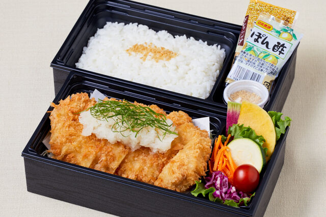 おろしたっぷりロースカツ御膳