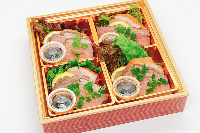 鴨のスモークとローストビーフ