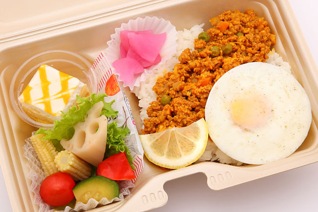 ドライカレーのランチBOX