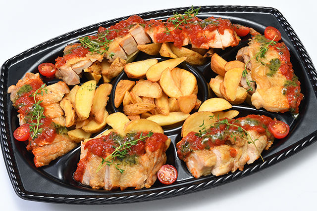 若鶏のソテー～トマトバジルソース～