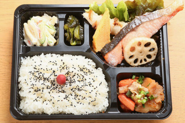 しゃけ弁当
