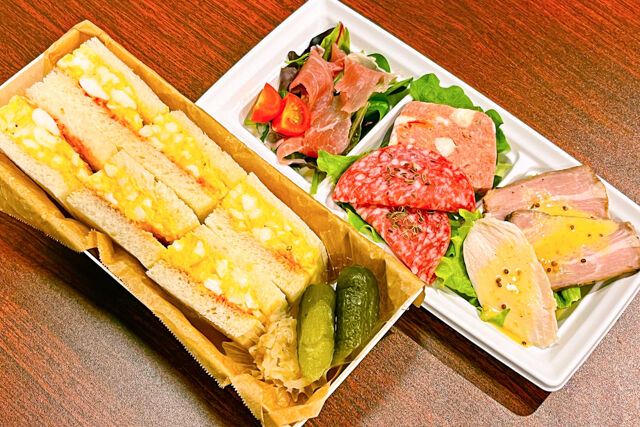 たっぷりたまごサラダのサンドイッチ＆ミニオードブルセット