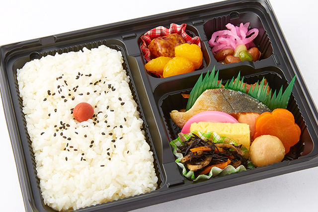 百合（ゆり）～鮭の塩焼きとおばんざい～