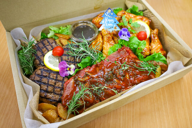 【クリスマス】ボリューム満点 HIMAWARIのプレミアム網焼きBOX
