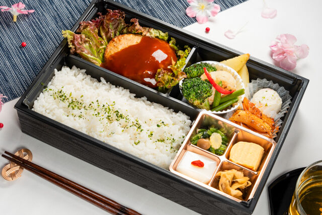 【熨斗対応可】ワイン仕立て和牛ハンバーグ御膳