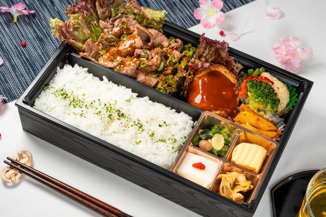 牛焼肉と和牛ハンバーグコンボ弁当