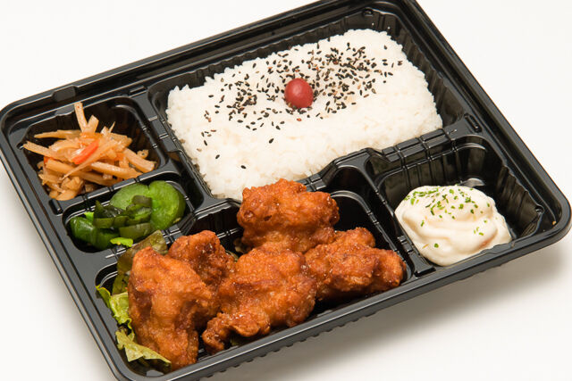唐揚げ弁当