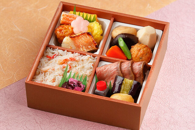 ローストビーフと蟹ごはんのお弁当