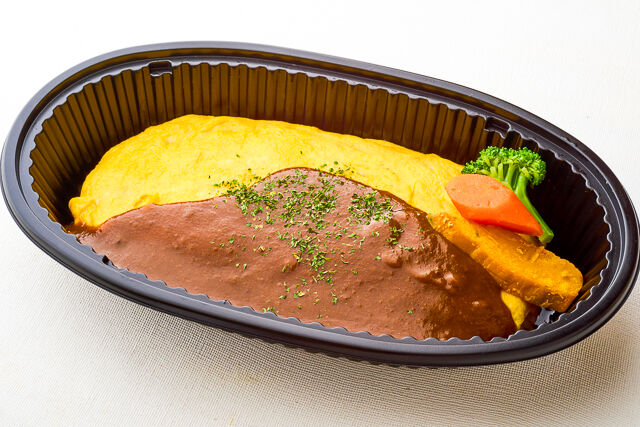 【特製カレーソース】オムライス