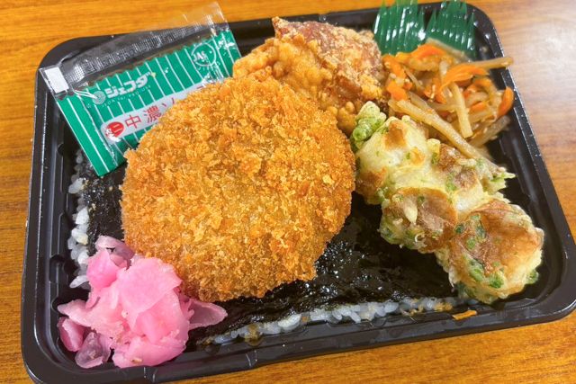 のっけのり弁 メンチ