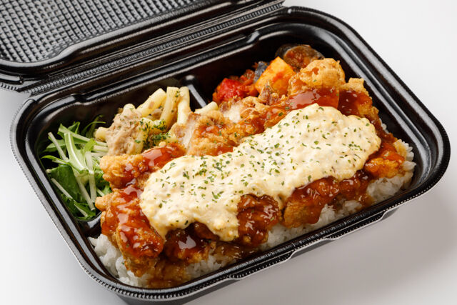 一枚揚げ鶏の自家製タルだくチキン南蛮