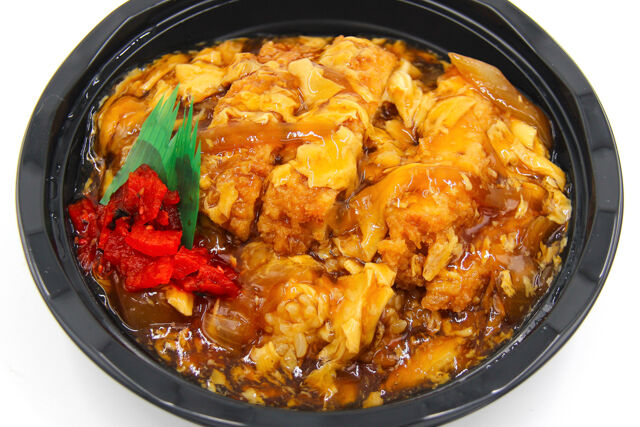 TOMYバラエティ丼／チキンカツとじ