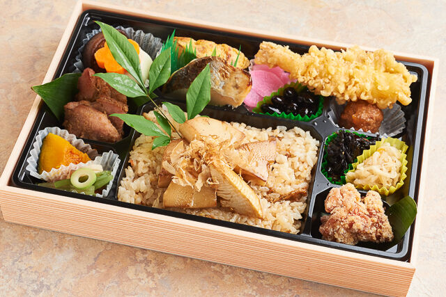 春の幕の内弁当～焼き筍めし～