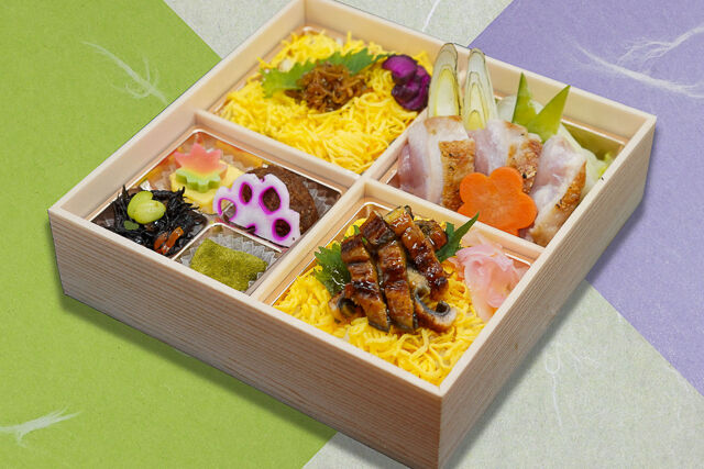 鶏すき焼きちりめん山椒とひつまぶし御膳