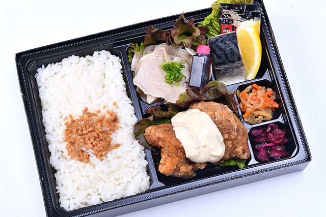 2種のおかずが楽しめる！チキン南蛮＆豚しゃぶ