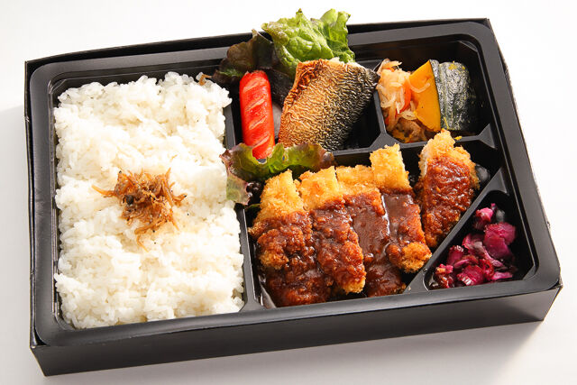 自家製デミグラスロースとんかつ＆サバ弁当