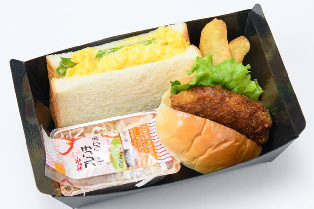 卵サンド＆コロッケロール