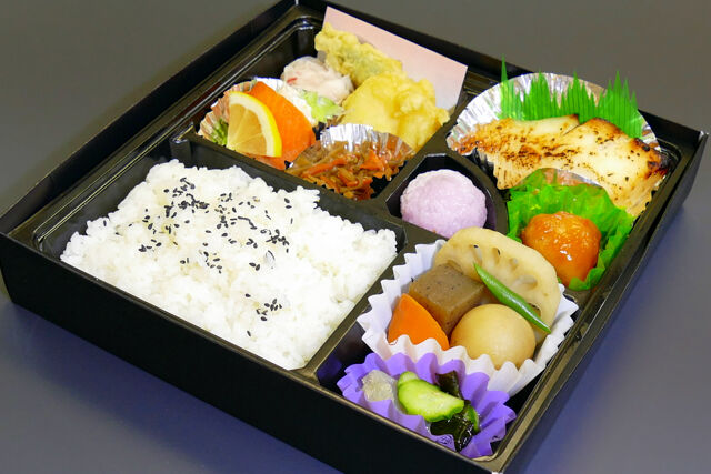 お肉抜き・大きめの西京焼き弁当