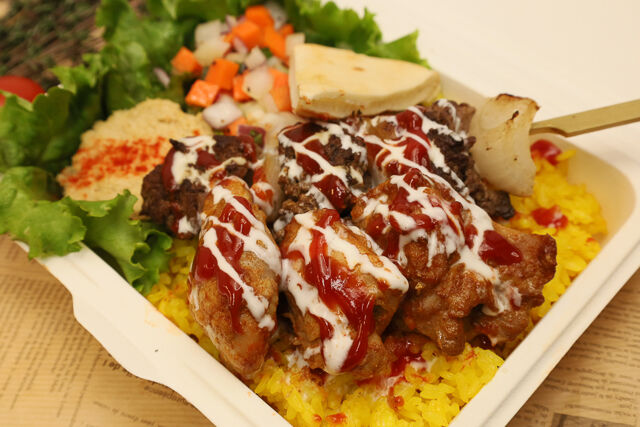 チキン＆ビーフケバブオーバーライスコンボ
