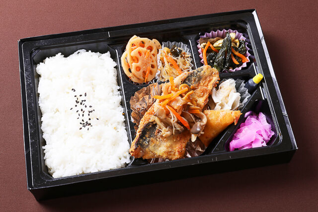 鯖きのこあんかけボリューム弁当