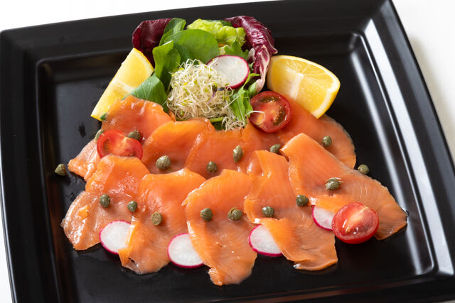 スモークサーモンプレート