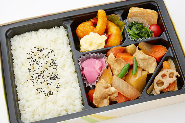 肉じゃがとえびチリ幕の内