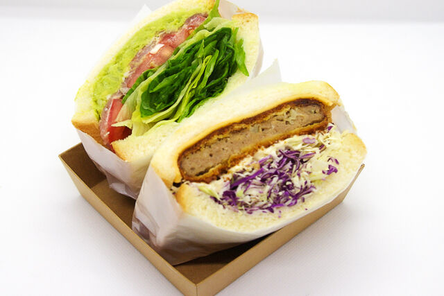 【アボカドサラダ×生ハム】&【メンチカツ×チェダーチーズ】