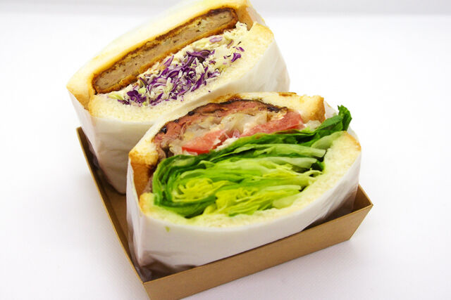 【ローストビーフ×オニオン】&【メンチカツ×チェダーチーズ】