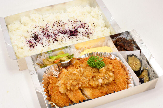 おろし豚カツ弁当（NO.212）