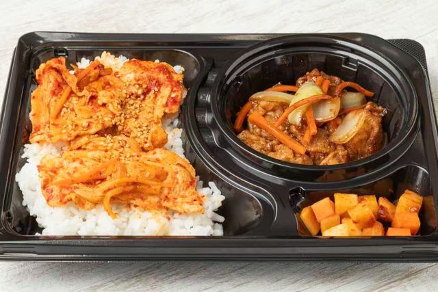 大満足 豚バラ甘辛ダレ焼肉＆豚溜肉段炒め